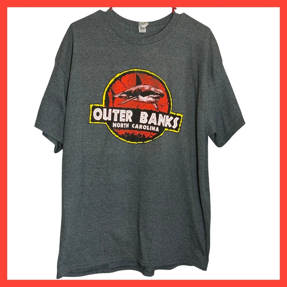 Gildan Outer Banks North Carolina Shark Jurassic Park Parody‎ T-Shirt Grey XL